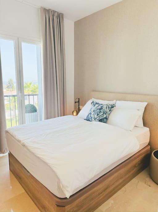 Apartmán Oceanview Luxury Penthouse Estepona Exteriér fotografie