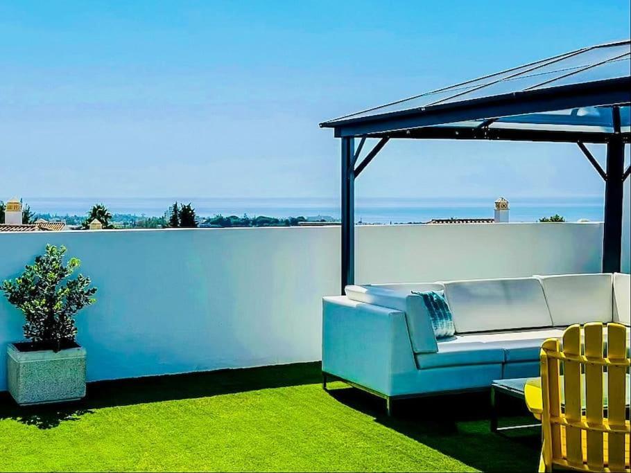 Apartmán Oceanview Luxury Penthouse Estepona Exteriér fotografie