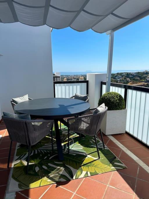 Apartmán Oceanview Luxury Penthouse Estepona Exteriér fotografie