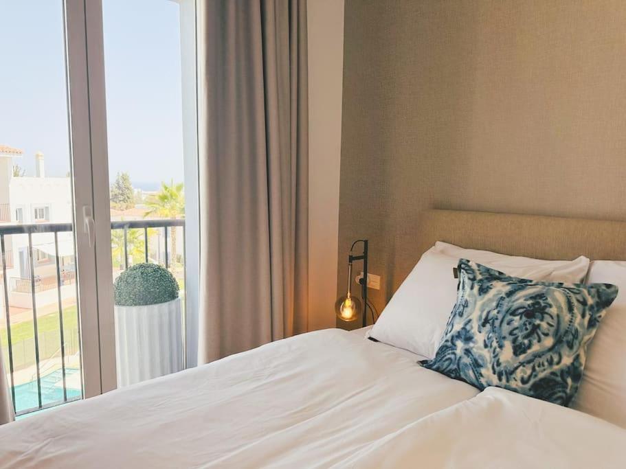 Apartmán Oceanview Luxury Penthouse Estepona Exteriér fotografie